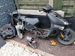 Aprillia sr a kl Voor opmaak enkel krukas en lagers plaatse, Fietsen en Brommers, Ophalen, Zo goed als nieuw