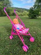 Jouet Poussette pliable avec poupée bébé et accessoires, Enfants & Bébés, Jouets | Jouets de bébé, Mobile, Utilisé, Enlèvement ou Envoi