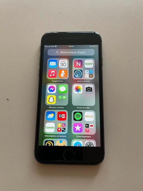 iPhone 8 - 64g - très bon état, Télécoms, Téléphonie mobile | Apple iPhone, Comme neuf, 64 GB, Sans abonnement, iPhone 8, Noir