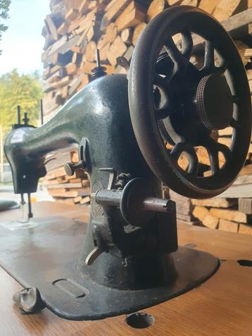 Pfaff GMP Kaiserslautern 1920 Model 11 beschikbaar voor biedingen