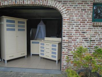 TWF volledige babykamer met accessoires  beschikbaar voor biedingen
