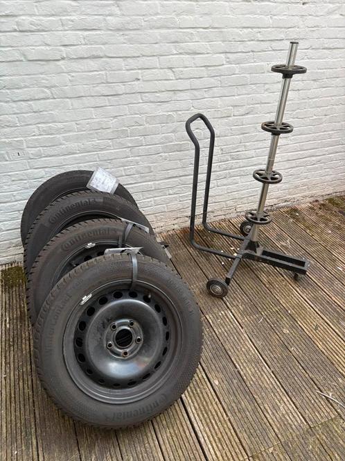 Set Continental WinterContact 205/55 R16 op stalen velgen, Auto-onderdelen, Banden en Velgen, Banden en Velgen, Winterbanden, 16 inch