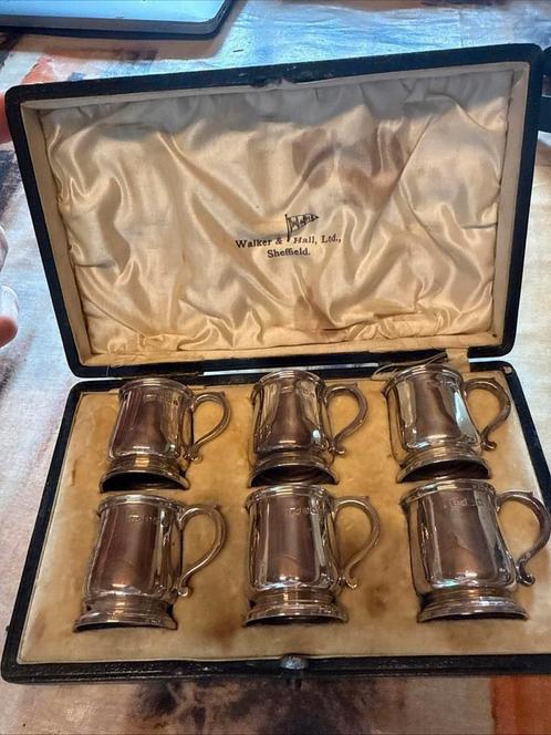 Set bekers oud!, Verzamelen, Glas en Drinkglazen, Ophalen