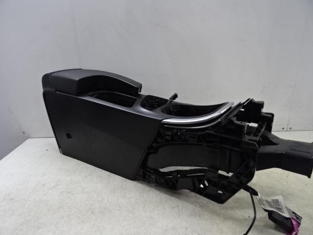 MIDDENCONSOLE Opel Insignia (01-2008/03-2017), Auto-onderdelen, Interieur en Bekleding, Opel, Gebruikt