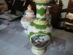 Mooie Chinese vaas in zeer goede staat 41cm hoog, Antiek en Kunst, Ophalen of Verzenden