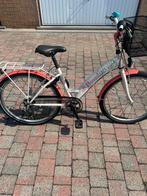 24 inch meisjes fiets, Fietsen en Brommers, Fietsen | Dames | Damesfietsen, Ophalen, Zo goed als nieuw