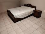 Massiefeiken bed 160cm , 2 nachtkastjes, ladenkast, Ophalen, Gebruikt, Bruin, 200 cm