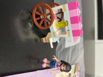 Lego friends  beschikbaar voor biedingen