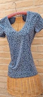 T shirt maat xs the basics, Overige kleuren, The basics, Ophalen of Verzenden, Zo goed als nieuw