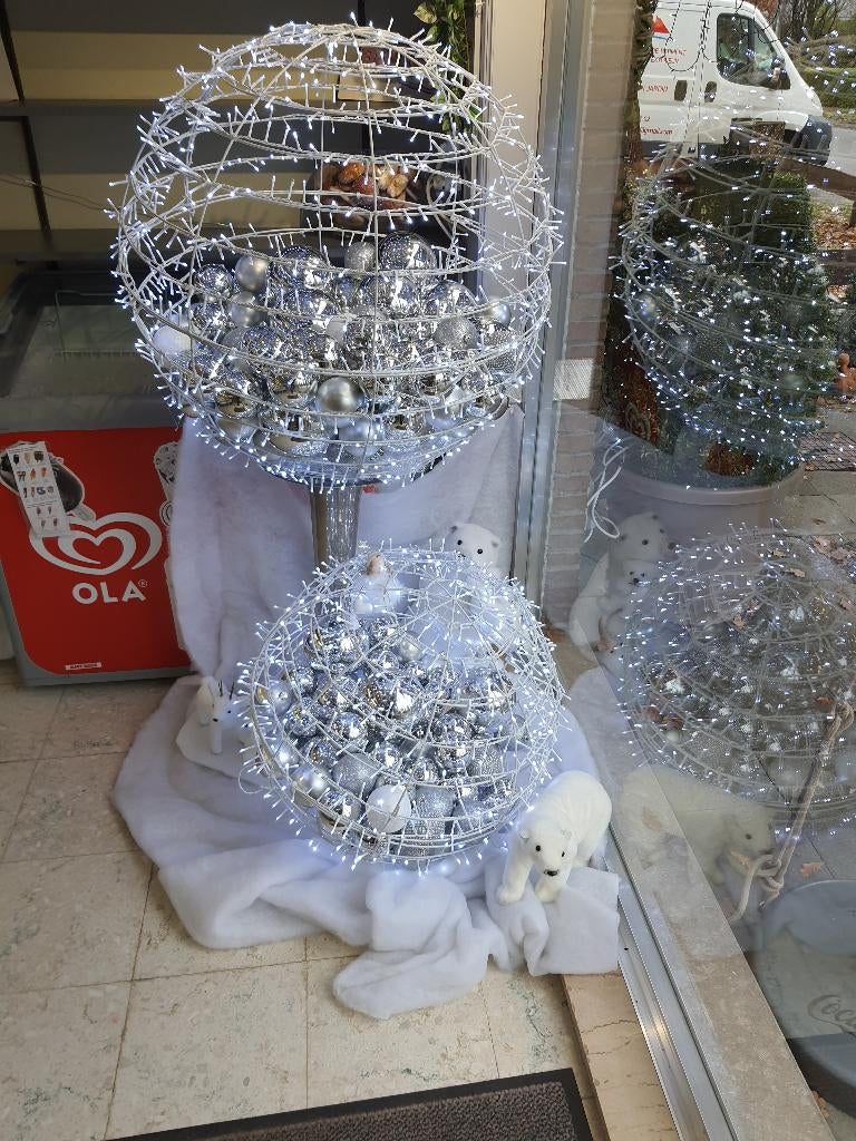 paasdecoratie, Ophalen, Zo goed als nieuw