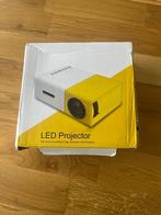 mini projector YG300, Audio, Tv en Foto, Beamers, LED, Nieuw, Ophalen of Verzenden, Overige resoluties