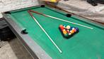 Table de billard avec 2 queues et billes, Ophalen, Zo goed als nieuw, Biljarttafel