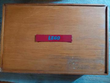Vintage Lego houten kist gevuld - houten Lego doos XL beschikbaar voor biedingen