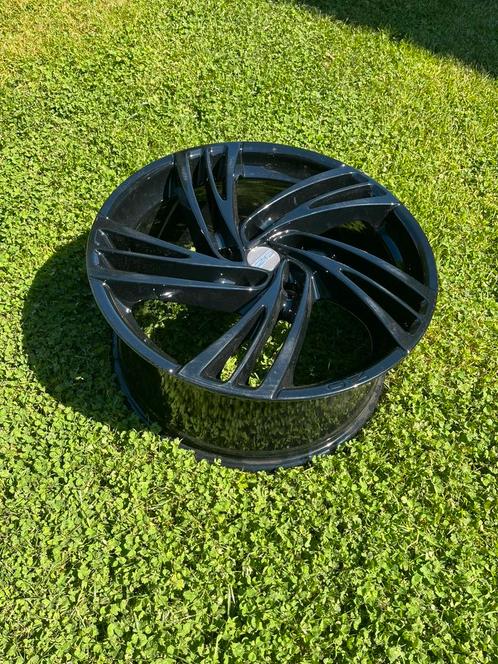 OZ Supertur Evo 19” velgen 5x108 zwart glanzend, Auto-onderdelen, Banden en Velgen, Velg(en), All Season, 19 inch, 215 mm, Personenwagen