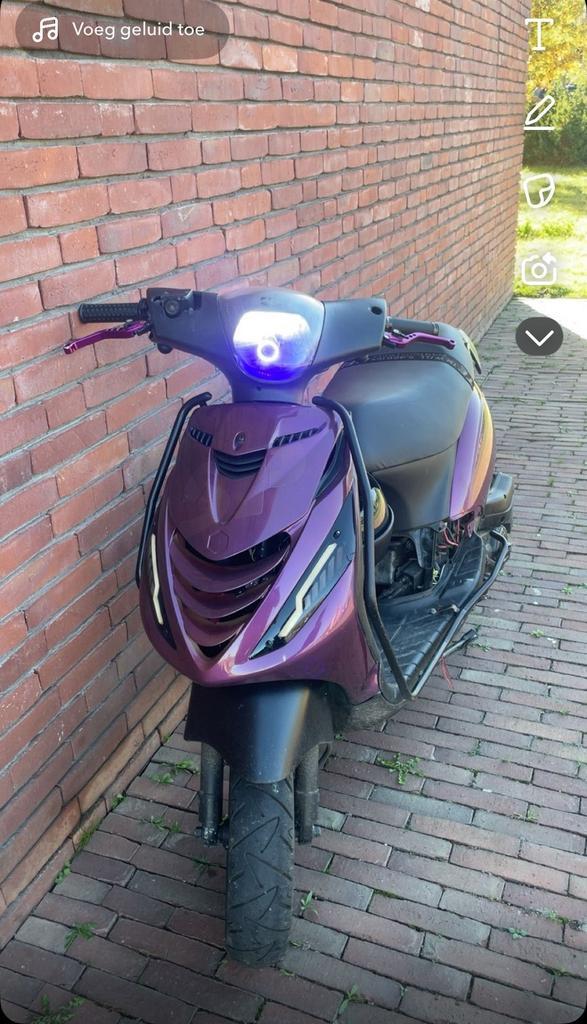 80cc 4t, Fietsen en Brommers, Scooters | Piaggio, Zo goed als nieuw, Zip, Ophalen