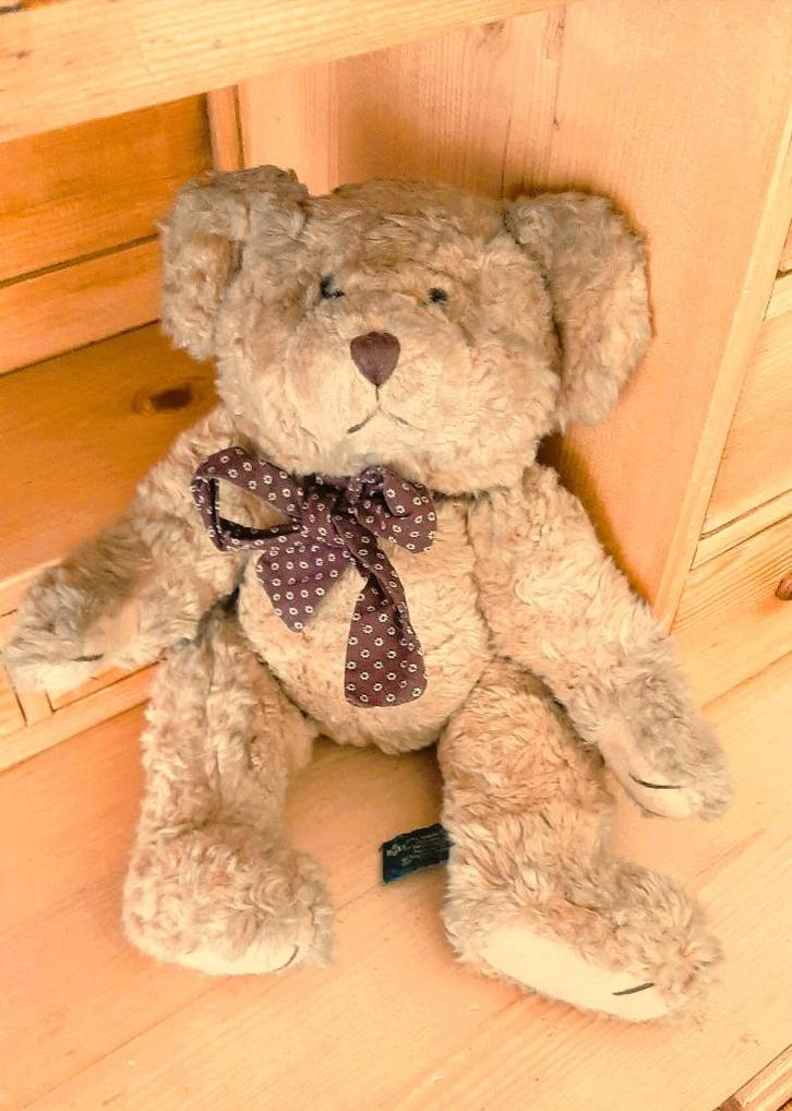 Te koop: Leuke vintage beer: "Abigail van Russ", Verzamelen, Beren en Cherished Teddies, Zo goed als nieuw, Ophalen
