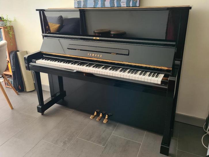 Yamaha U1 piano, Musique & Instruments, Pianos, Comme neuf, Piano, Noir, Enlèvement