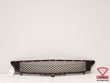 Mercedes B Klasse W246 Bumper Rooster Midden A2468851122 beschikbaar voor biedingen