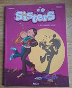 1 - SISTERS - Een gezellige bende!, Boeken, Stripverhalen, Eén stripboek, Ophalen of Verzenden, Gelezen, Cazenove & William