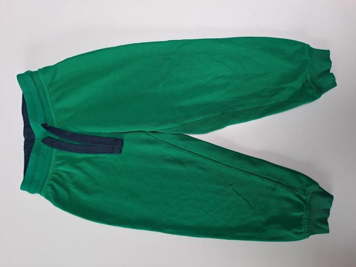 Mt 98-104 Groene joggingbroek, Kinderen en Baby's, Kinderkleding | Maat 98, Gebruikt, Jongen, Broek, Ophalen of Verzenden