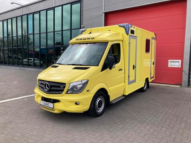 Mercedes-Benz Sprinter 319 CDI Container Ambulance, Auto's, Bestelwagens en Lichte vracht, Bedrijf, Te koop, Mercedes-Benz, Diesel