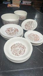21delig eetservies Boch fiesta bruin, Ophalen