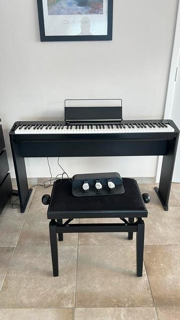 Piano casio ctk 3000 avec pedales et siege, Musique & Instruments, Enlèvement, Comme neuf, Piano