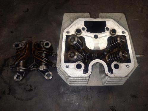 cylinderkoppen moto guzzi lario  V65 cylinder head, Motoren, Onderdelen | Overige, Gebruikt, Ophalen