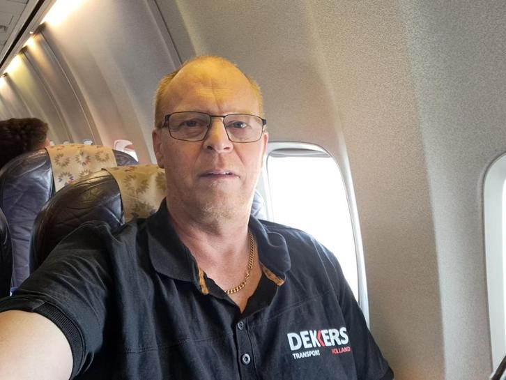 Bij rijdster gezocht, Contacten en Berichten, Man zoekt Vrouw