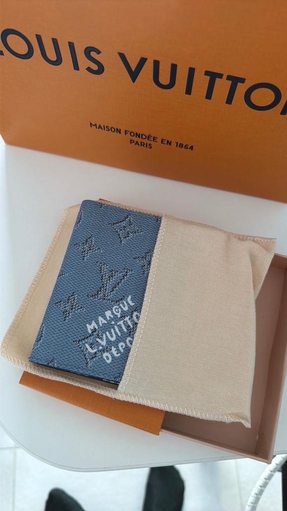 Louis Vutton - Pocket Organizer Limited Edition - Sky Blue, Handtassen en Accessoires, Portemonnees, Nieuw, Overige merken, Blauw