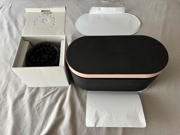 Dyson Airwrap i.d. (Curly/Coily Edition) – Ongebruikt, Handtassen en Accessoires, Uiterlijk | Haarverzorging, Zo goed als nieuw