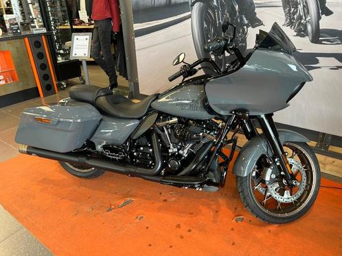 Road Glide 117 ST, Motoren, Motoren | Harley-Davidson, Bedrijf, Chopper, Ophalen