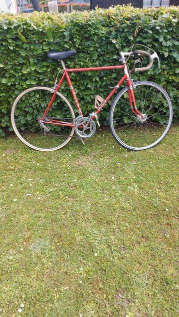 Vintage koersfiets  beschikbaar voor biedingen