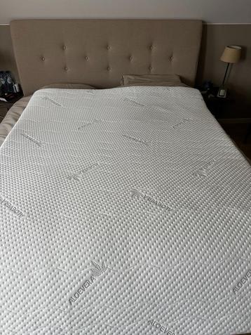 dekmatras 160x200 beschikbaar voor biedingen
