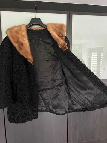 manteau fourrure Astrakan, Enlèvement, Porté, Noir