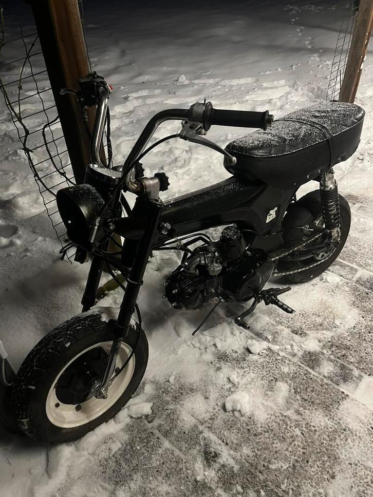 Dax 72cc, Fietsen en Brommers, Brommers | Honda, Gebruikt, Ophalen