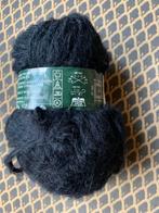 1 pelote de laine d'agneau noire, Hobby & Loisirs créatifs, Enlèvement ou Envoi, Neuf