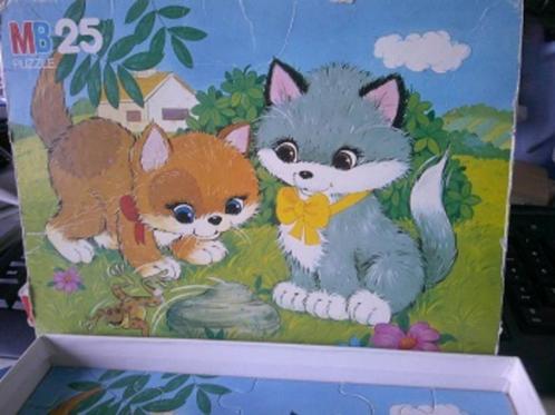 boite contenant 2 puzzles MB 25 pièces, Kinderen en Baby's, Speelgoed | Kinderpuzzels, Zo goed als nieuw, 4 tot 6 jaar, 10 tot 50 stukjes