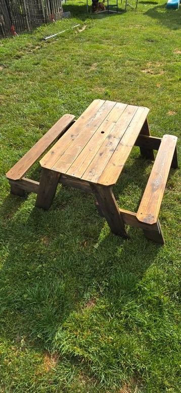 Picknicktafel kinderen met geïntegreerde zandbak/waterbak  beschikbaar voor biedingen