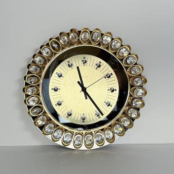 Hollywood regency klok van Junghans, goud en kristal beschikbaar voor biedingen