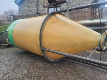 SILO POLYESTER: 13 TONNES., Enlèvement ou Envoi