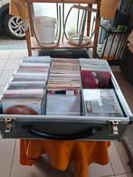 Box van gestopte dj cd's zijn gebruikt maar redelijk goed, Ophalen, Zo goed als nieuw