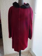 Manteau Bordeaux . Marque "PRO-MOD". Taille 1 - 38/40, PRO-MOD, Taille 38/40 (M), Porté, Autres couleurs