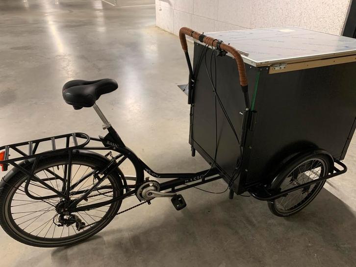Velo foodtruck, Fietsen en Brommers, Fietsen | Bakfietsen, Zo goed als nieuw, Ophalen
