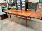 Tafel met uitschuifbare verlengstukken, Ophalen