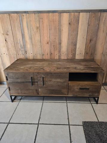Mangohout tv-meubel 120cm met metalen onderstel beschikbaar voor biedingen