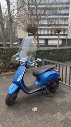 2022 Vespa sprint A klasse mallosi ecu., Fietsen en Brommers, Ophalen of Verzenden, Zo goed als nieuw