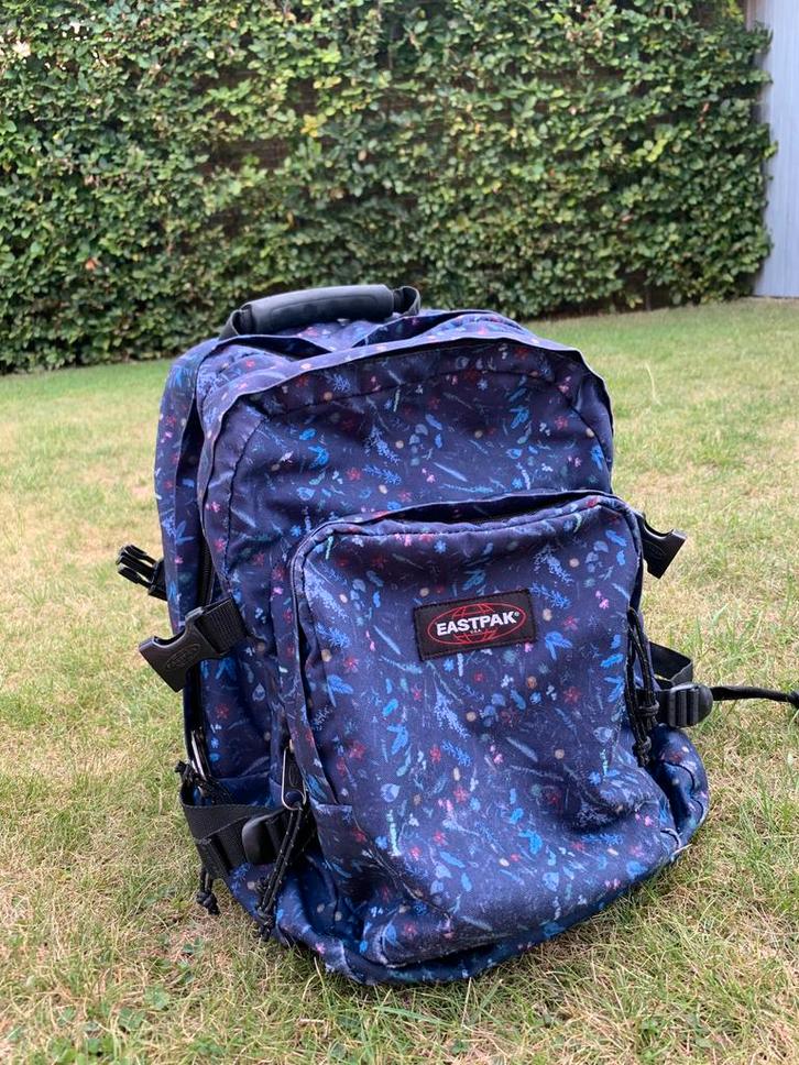 Eastpak schoolrugzak en bijpassende pennenzak, Handtassen en Accessoires, Tassen | Schooltassen, Gebruikt, Rugtas, 40 tot 50 cm