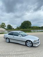 BMW 320I E36 124 000km Coupé 1993 manuelle, Autos, 5 places, Cuir, Propulsion arrière, Achat