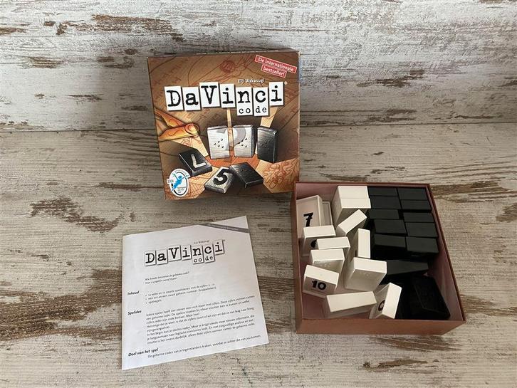DaVinci code wie kraakt het eerste de geheime code? [s912], Hobby en Vrije tijd, Gezelschapsspellen | Bordspellen, Zo goed als nieuw